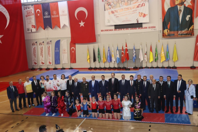 19 MAYIS ATATÜRKÜ ANMA GENÇLİK VE SPOR BAYRAMI COŞKUYLA KUTLANDI
