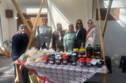 YAPRAKLILI HANIMLARIN EL EMEĞİ GÖZ NURU ÜRÜNLERİNE YOĞUN İLGİ