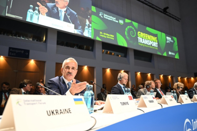 KALKINMA YOLU VE ORTA KORİDORUN MERKEZİ TÜRKİYE