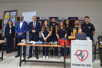 SARIKAYA: "GELECEĞE YÖN VERMEK ELİMİZDE"