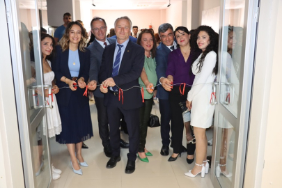 DOÇ. DİLEK ÖCALAN'DAN TÜRKİYE'DE BİR İLK: "TEL HEYKEL SERGİSİ"