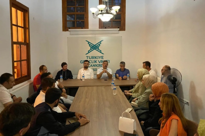 REKTÖR ÇİFTÇİ, TÜGVA’DA GENÇLERLE BULUŞTU