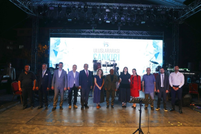 TUZFEST KONSERLERİ KİBARİYE VE HAKAN ALTUN İLE BAŞLADI