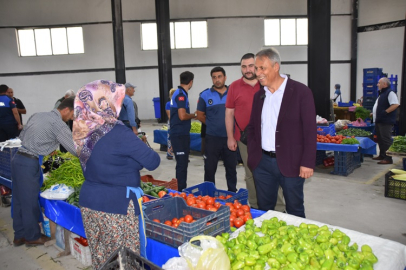BAŞKAN SOPACI PAZAR ESNAFINA HAYIRLI İŞLER DİLEDİ
