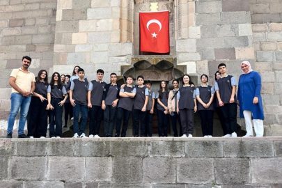 NEVZAT AYAZ SBL ÖĞRENCİLERİ ŞEHRİMİ TANIYORUM ETKİNLİĞİNDE