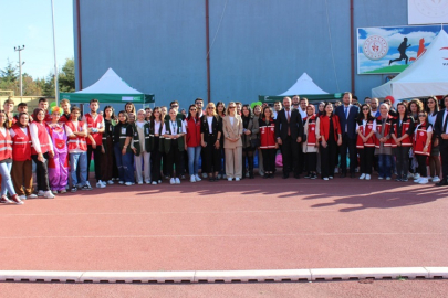 11 EKİM DÜNYA KIZ ÇOCUKLARI GÜNÜNDE GÜÇLÜ KIZLAR PARLAK GELECEKLER ETKİNLİĞİ