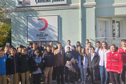 NESİLLER DEĞİŞİR HİLALE ADANAN YÜREKLER DEĞİŞMEZ