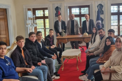 ATKARACALAR'DA ÖĞRENİM GÖREN LİSELİLER İSTANBUL GEZİSİNDE