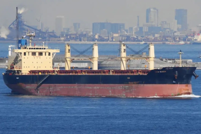 HUSİLER, KIZILDENİZ'DE TÜRK GEMİSİNE SALDIRDI