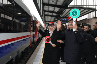 TURİSTİK TUZ EKSPRESİ ENGELLERİ KALDIRMAK İÇİN YOLA ÇIKTI