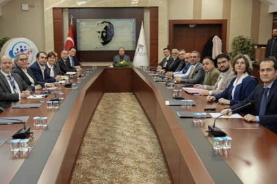 KARABÜK ÜNİVERSİTESİ VE ASELSAN İŞBİRLİĞİNDE % 100 YERLİ HQ EKRAN ÜRETİMİ İÇİN ÇALIŞMALAR SÜRÜYOR