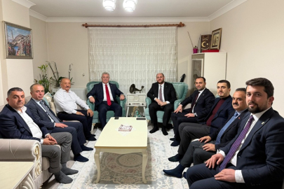 AK PARTİ GENEL BAŞKAN YARDIMCISI BÜYÜKGÜMÜŞ'TEN ERDOĞAN AİLESİNE ZİYARET