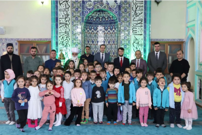 ÇOCUKLAR CAMİLERLE BULUŞTU