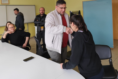 ÖĞRENCİSİNDEN ÖĞRETMENE ANLAMLI ZİYARET