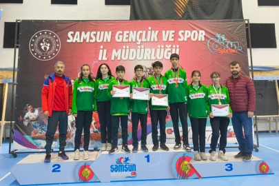 YUNUS EMRE ORTAOKULU CURLING TAKIMINDAN BÜYÜK BAŞARI