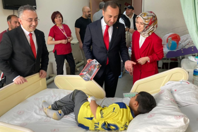 KORAY ERDOĞAN'DAN 23 NİSAN'DA HASTANEDE YATAN ÇOCUKLARA MORAL ZİYARETİ