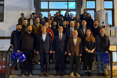 BAŞKAN ESEN VETERİNER HEKİMLERLE BİR ARAYA GELDİ