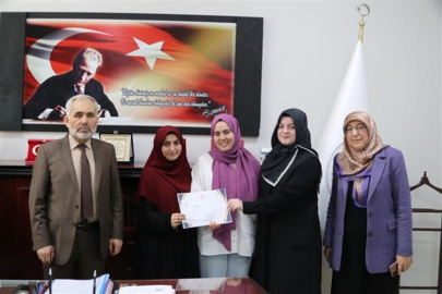 TDV ÇANKIRI İYİLİK EVİ KIZ ÖĞRENCİLERİNDEN GAZZEYE ANLAMLI BAĞIŞ