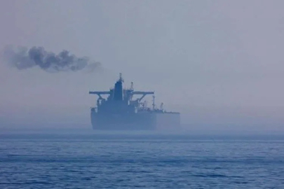 İNGİLTERE'DEN RUSYA'YA PETROL YAPTIRIMI