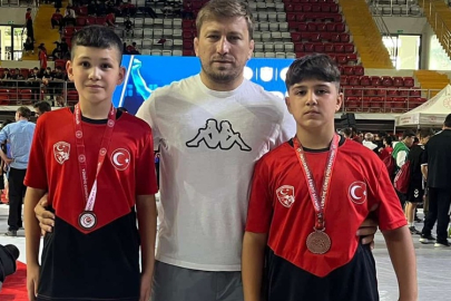 ÇANKIRILI MİNİK GÜREŞÇİLERDEN TÜRKİYE ŞAMPİYONASINDA BÜYÜK BAŞARI