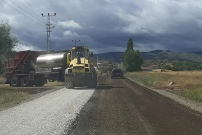 YAPRAKLI BUĞAY KÖYÜ, ASFALTINA KAVUŞUYOR...
