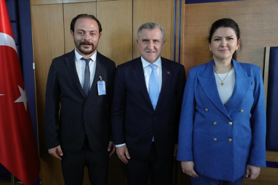 BAŞKAN ÖMER GÜNGÖR'DEN YAPRAKLI'YA GENÇLİK MERKEZİ MÜJDESİ