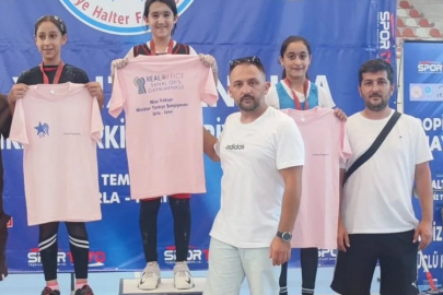 ÇANKIRILI MİNİK HALTERCİLERDEN TÜRKİYE ŞAMPİYONASINDA BÜYÜK BAŞARI