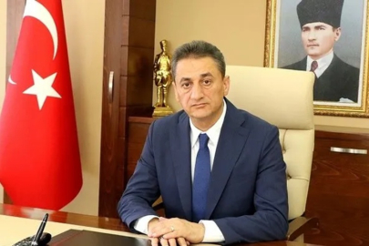 ESKİ ÇANKIRI VALİSİ EROL KARAÖMEROĞLU TRAFİK KAZASINDA HAYATINI KAYBETTİ