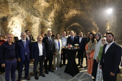 150 METRE DERİNLİKTE FESTİVAL COŞKUSU