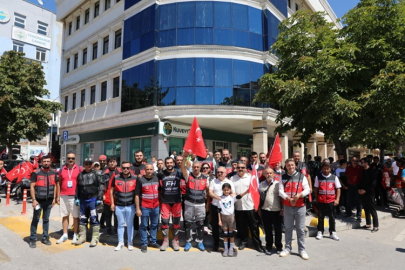 TUZFEST'25'TE AYYILDIZLI BAYRAKLAR MOTOR ÜZERİNDE AÇILDI