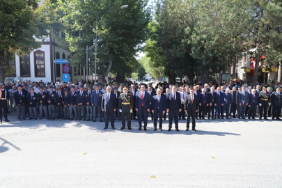 ATATÜRK BULVARI'NDA ZAFER BAYRAMI COŞKUSU