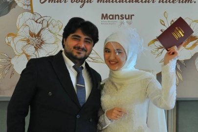 GENÇLİK VE SPOR İL MÜDÜRÜ SADIK AK'IN KIZININ DÜĞÜNÜNDE SİYASET VE İŞ DÜNYASI BİR ARAYA GELDİ