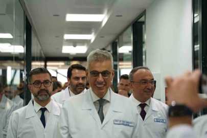 SAĞLIK BAKANI'NDAN SMA HASTALARINA MÜJDE: "YERLİ İLAÇ 2026'DA GELİYOR"