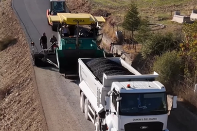 ÇANKIRI İL ÖZEL İDARESİ KÖY YOLLARINI YENİLİYOR
