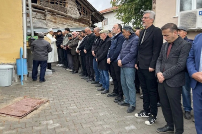 ESKİ EŞİ TARAFINDAN ÖLDÜRÜLEN İLKNUR KERTLEZ GÖZYAŞLARIYLA TOPRAĞA VERİLDİ