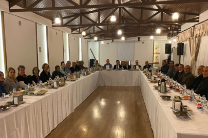 EMEKLİ MALİYECİLER YILLAR SONRA YENİDEN BİR ARAYA GELDİ