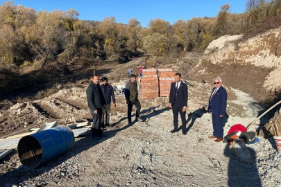 BAŞKAN KOZAN, İLÇEDE DEVAM EDEN PROJELERİ YERİNDE İNCELEDİ.