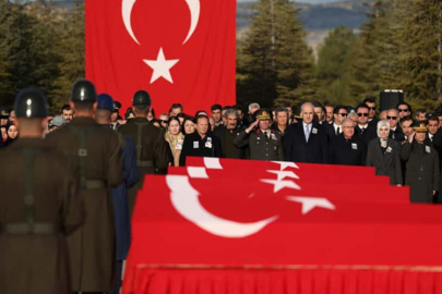 ŞEHİTLERİMİZ DUALAR VE GÖZYAŞLARIYLA EBEDİYETE UĞURLANDI