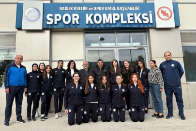 ÇAKÜ KADIN VOLEYBOL TAKIMI ŞAMPİYONA İÇİN KASTAMONU'YA UĞURLANDI