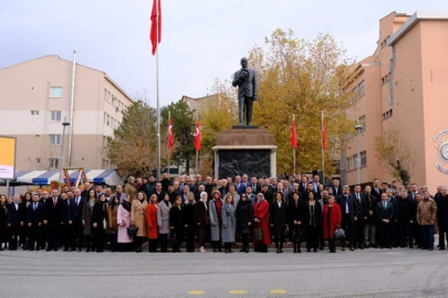 ÇANKIRI'DA 24 KASIM ÖĞRETMENLER GÜNÜ DUYGU DOLU ANLARA SAHNE OLDU