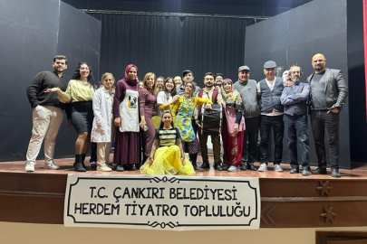 "PIRTLATAN BAL" MİNİK SEYİRCİLERLE BULUŞTU