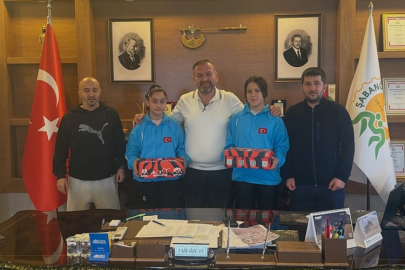 FAİK ÖZCAN'DAN GENÇ ŞAMPİYONLARA MORAL DESTEĞİ