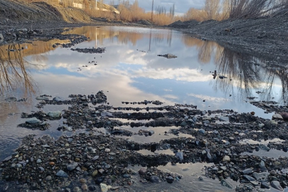 TOPRAĞIN ALTINDAN UMUT FIŞKIRDI