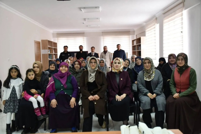 KAYMAKAM ZELİHA UZ, KUR'AN KURSU ÖĞRENCİLERİYLE BULUŞTU.