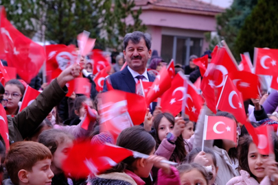 İLK DERSİMİZ BAYRAK SEVGİSİ