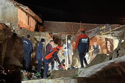 ÇANKIRI'DA AHIR ÇÖKTÜ 5 BÜYÜKBAŞ HAYVAN TELEF OLDU...