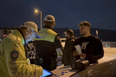 BAGAJDAKİ SES SİSTEMİ SÜRÜCÜYÜ YAKTI