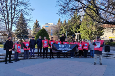 BU ÜLKEDE OKULDA YİNE BİR ÖĞRETMEN ÖLDÜRÜLDÜ! ARTIK YETER!