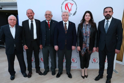 ÇANKIRI VAKFI'NDA AV SELÇUK BAYDAR GÜVEN TAZELEDİ