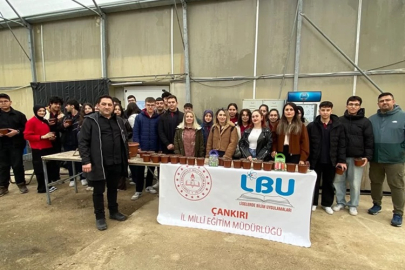 FEN LİSESİ ÖĞRENCİLERİ BİYOÇEŞİTLİLİĞİ YERİNDE İNCELEDİ